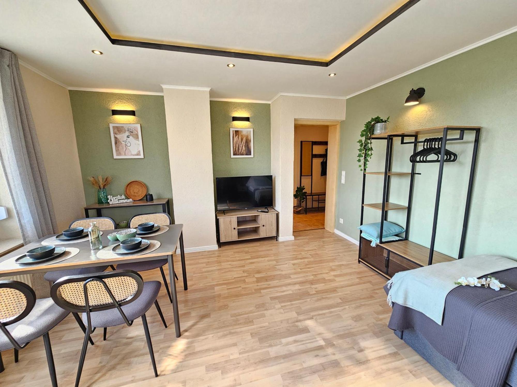 Neu Businessapp In Zentraler Lage Mit 3 Schlafzimmern Fuer Geschaeftsreisende Pendler Und Familien Naehe Sz See Salzgitter Exterior photo